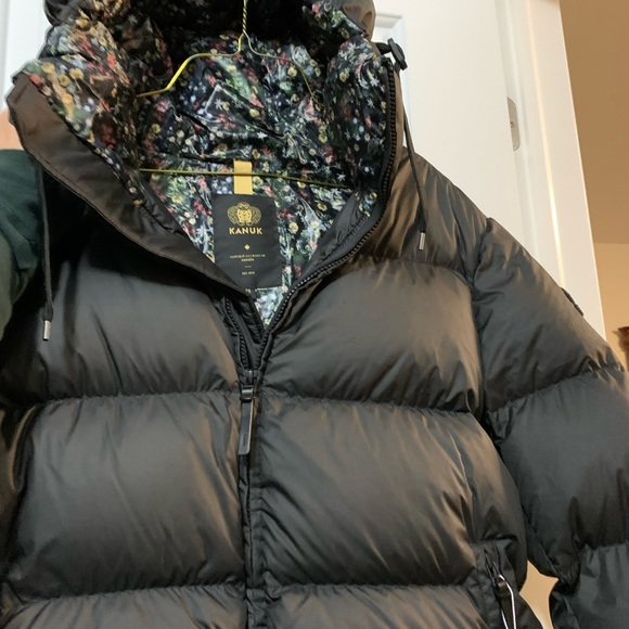 Kanuk Canadian Hutterite White Duck Down - Picture 2 of 8